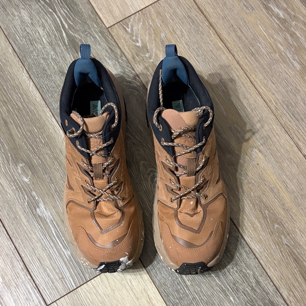 Hoka Anacapa GTX low